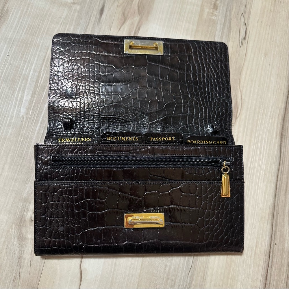 Vintageβ 90βs Donna Karan New York Travel Organizer Wallet in Crocodile Leather